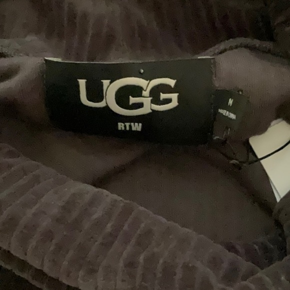 UGG Calland Funnel Neck Top Size M NWT - Picture 5 of 11